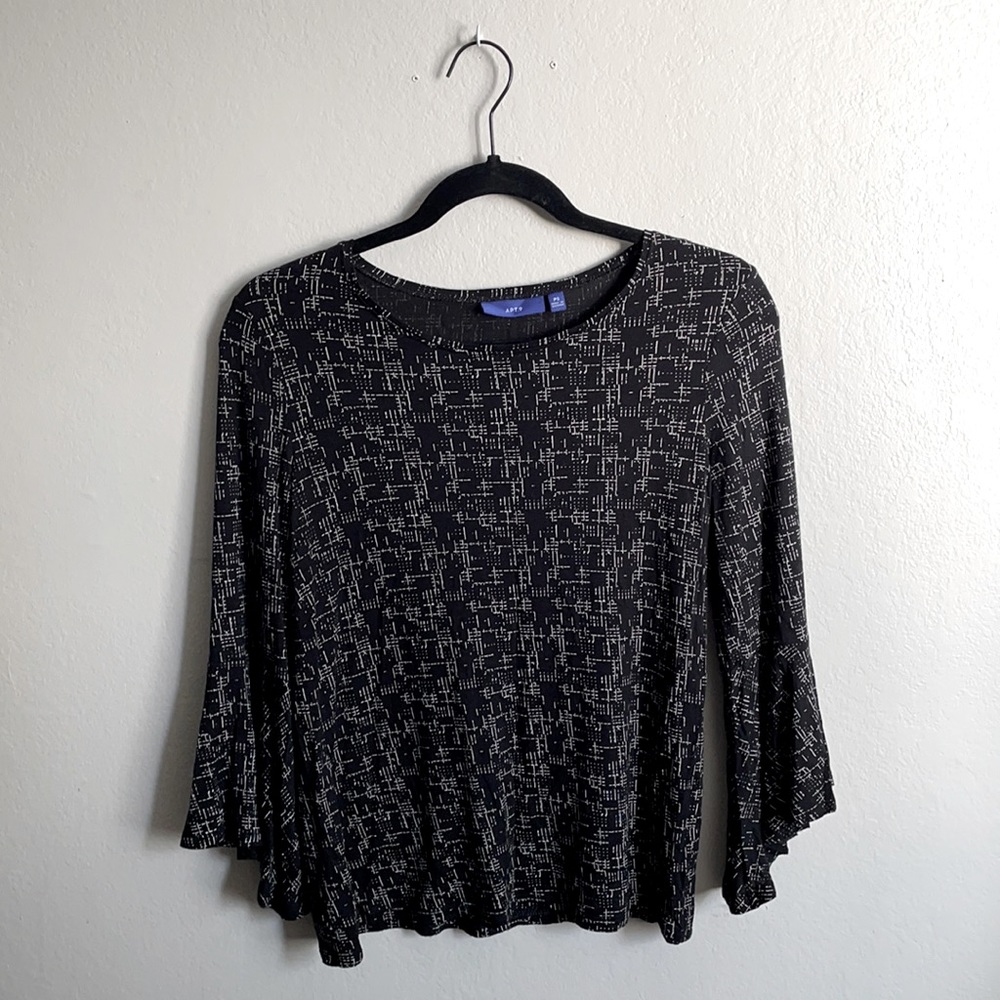 Black & White Pattern Shirt!!
